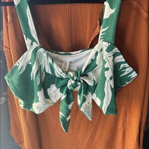 Kelly green and off white swim top / xxl / nwt/ tie front / straps and wide band